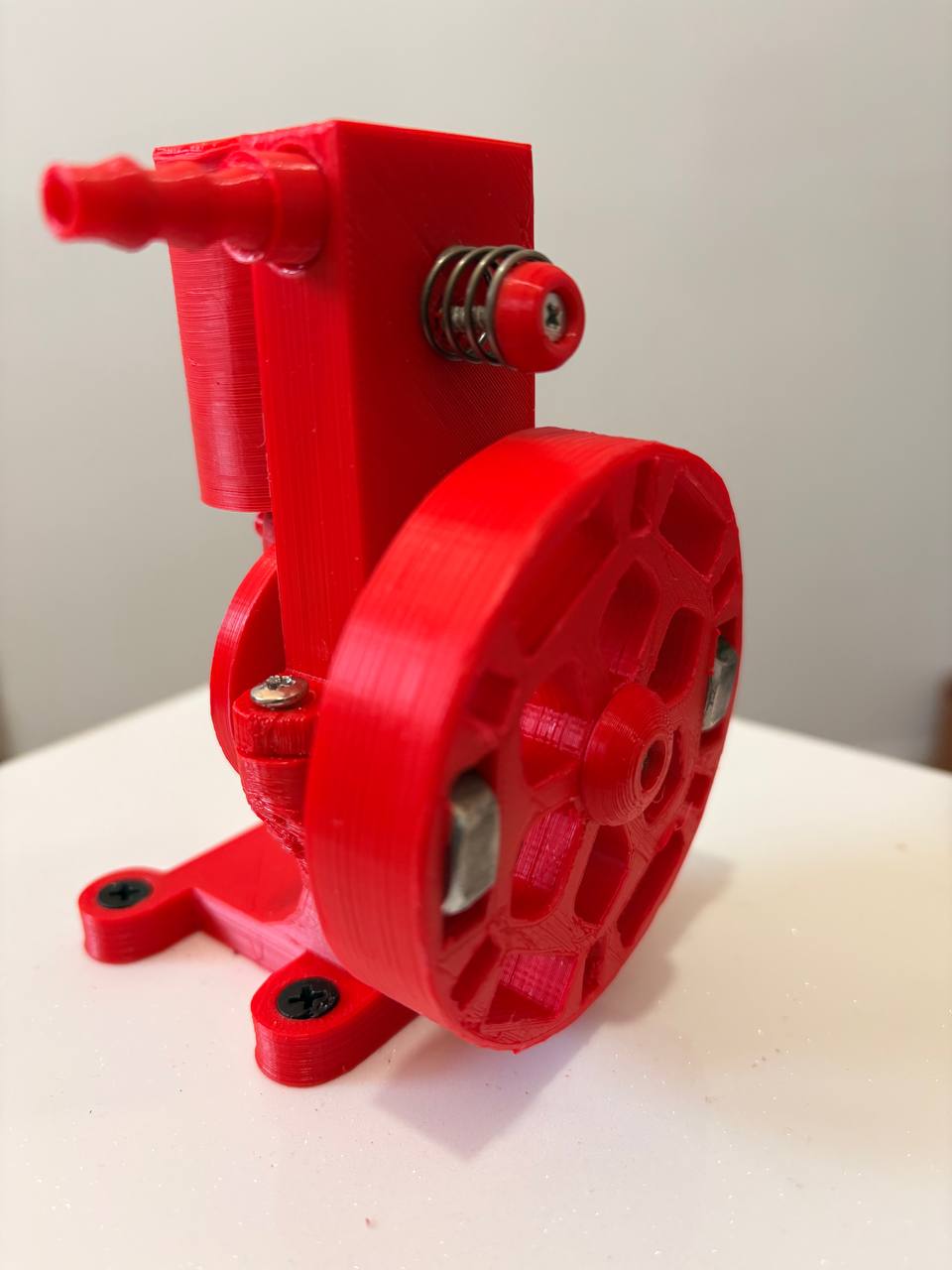 نمای کلی موتور نوسانی